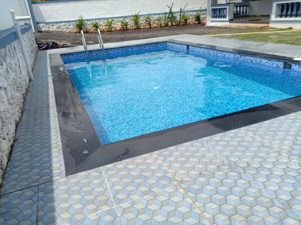 Swimming Pool in Viraj Villa
